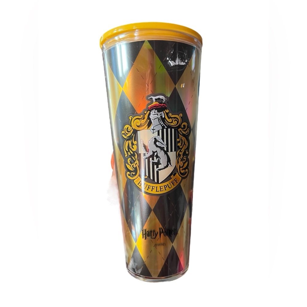 Hufflepuff Crest Tumbler with Yellow Lid